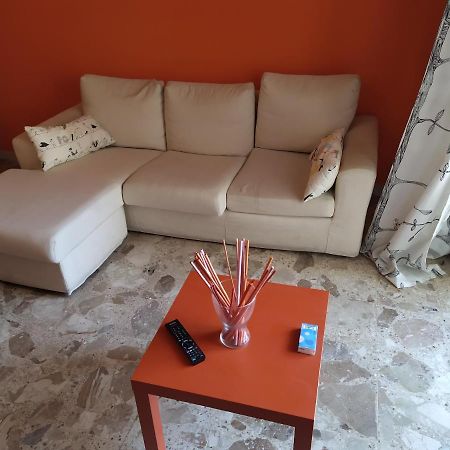 Vesuvio Corner - Spacious And Colorful Apartment In San Giorgio, Very Close To Napoli, Ideal For Families And Groups, Close To Pompeii, Sorrento... Сан-Джорджо-а-Кремано Экстерьер фото