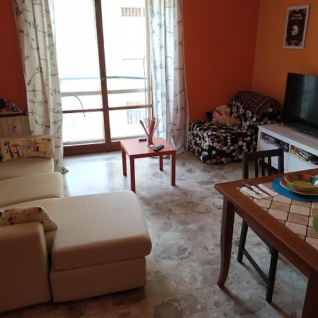 Vesuvio Corner - Spacious And Colorful Apartment In San Giorgio, Very Close To Napoli, Ideal For Families And Groups, Close To Pompeii, Sorrento... Сан-Джорджо-а-Кремано Экстерьер фото