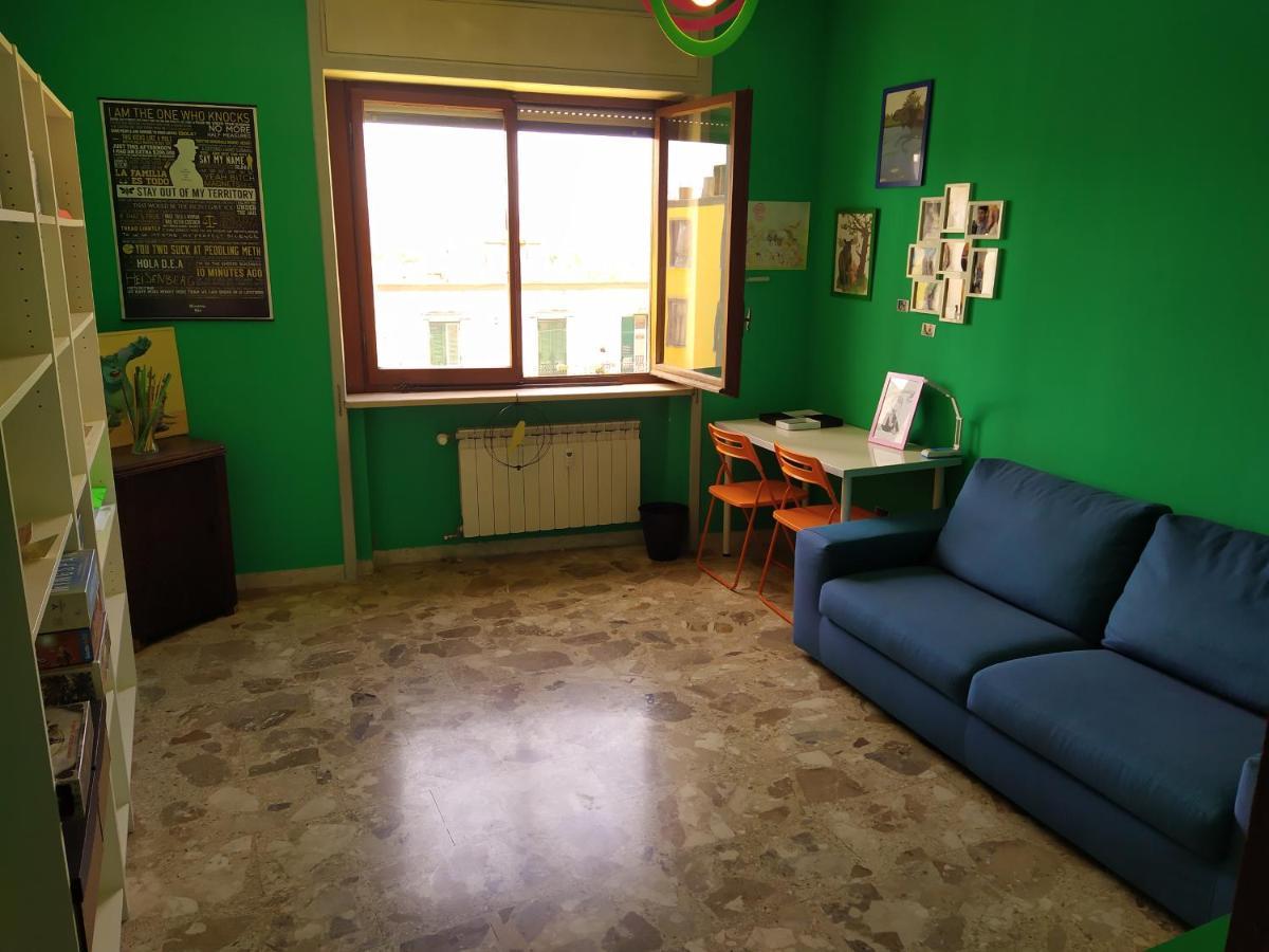 Vesuvio Corner - Spacious And Colorful Apartment In San Giorgio, Very Close To Napoli, Ideal For Families And Groups, Close To Pompeii, Sorrento... Сан-Джорджо-а-Кремано Экстерьер фото