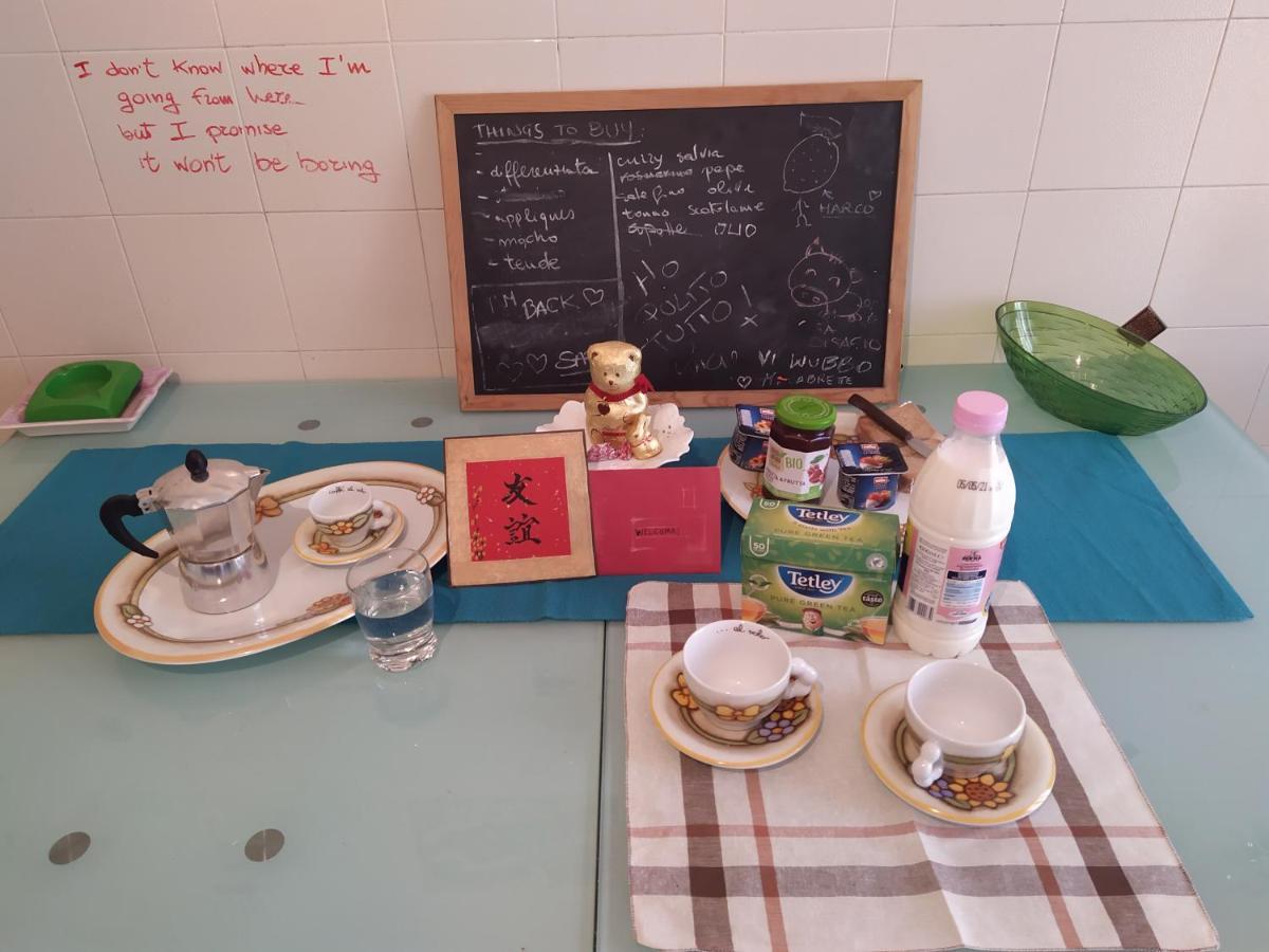 Vesuvio Corner - Spacious And Colorful Apartment In San Giorgio, Very Close To Napoli, Ideal For Families And Groups, Close To Pompeii, Sorrento... Сан-Джорджо-а-Кремано Экстерьер фото